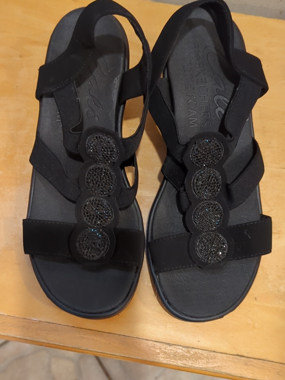 Skechers Women’s Black Strappy Sandals with Decorative Sparkle Medallions